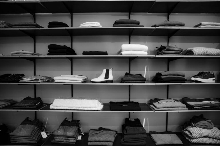 Multi-Channel Selling: Managing Inventory Across Platforms